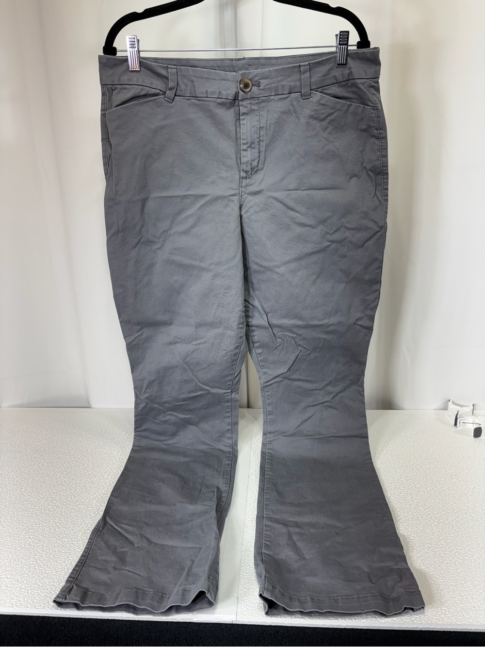 Old Navy Gray Flared Trousers 3981